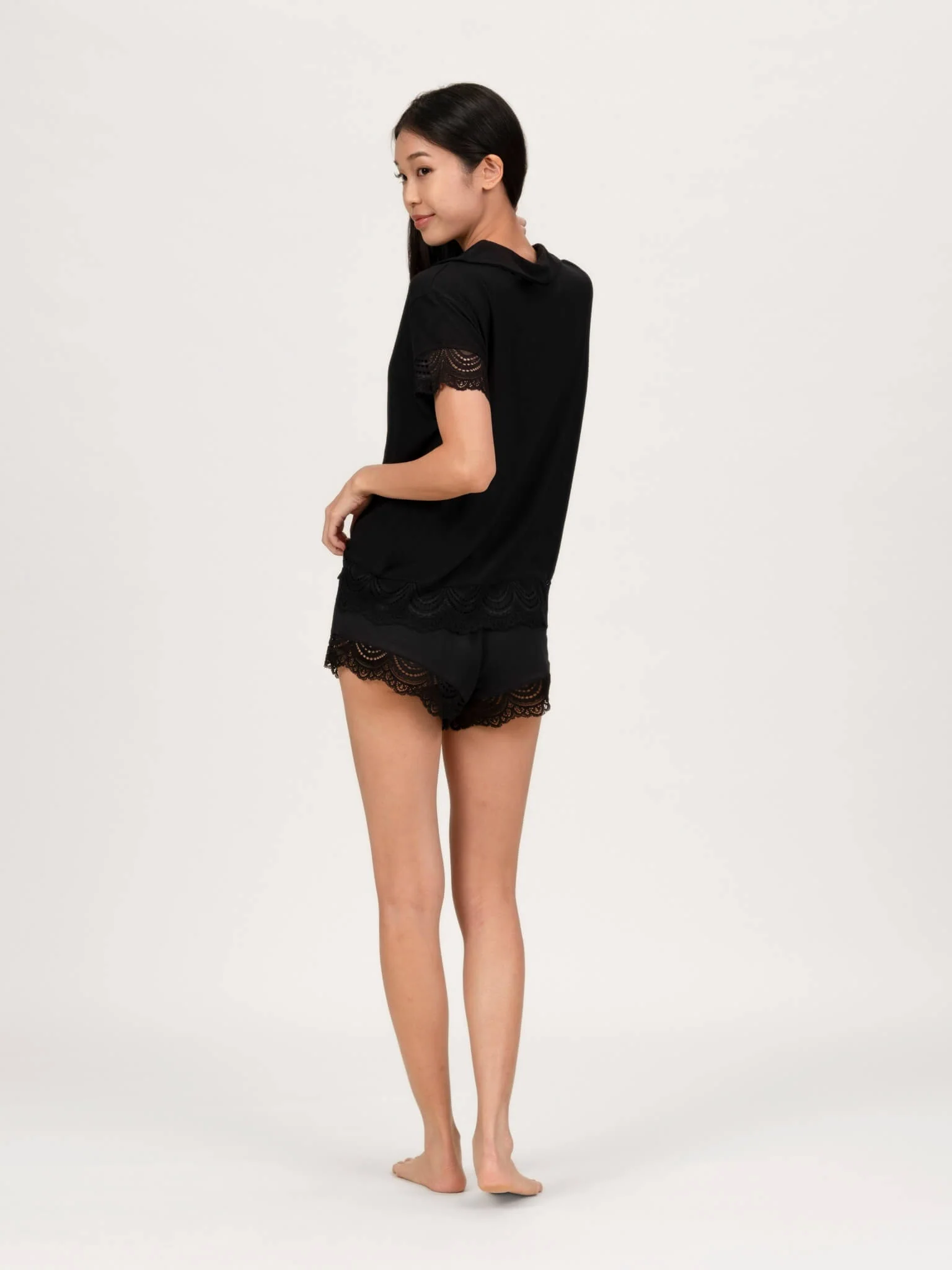 Carezza Lace Pyjamas Shorts - Image 8