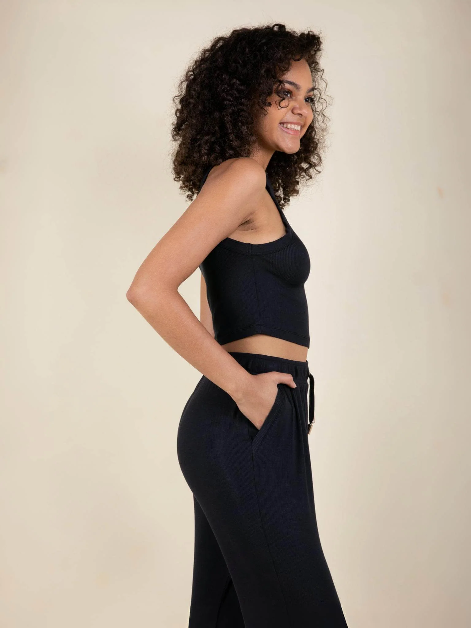Daydream Ribbed Crop Tank Top - Image 3
