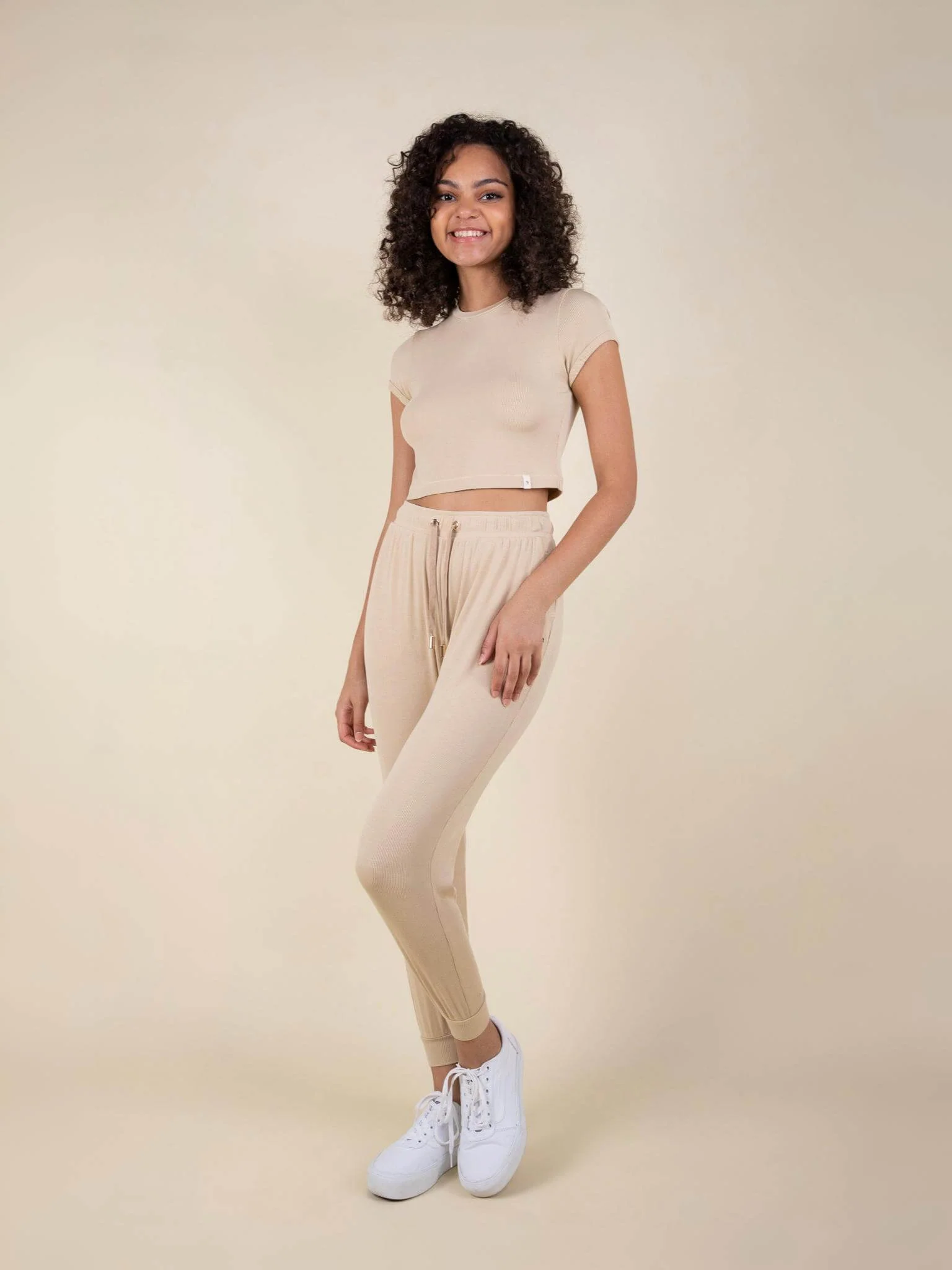 Daydream Ribbed Crop Tee - Image 9