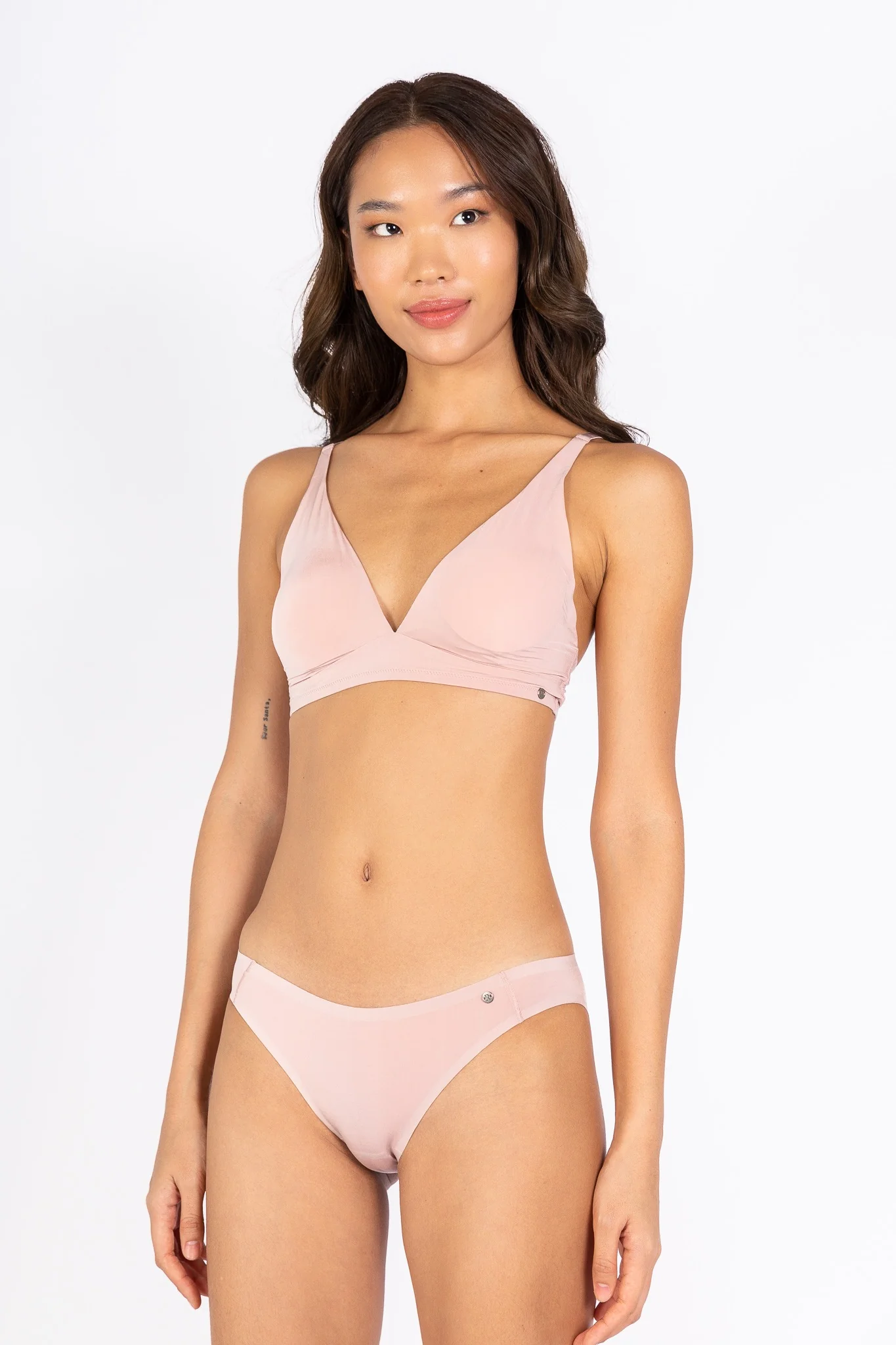 Kiri Seamless Sleep Bralette - Image 8