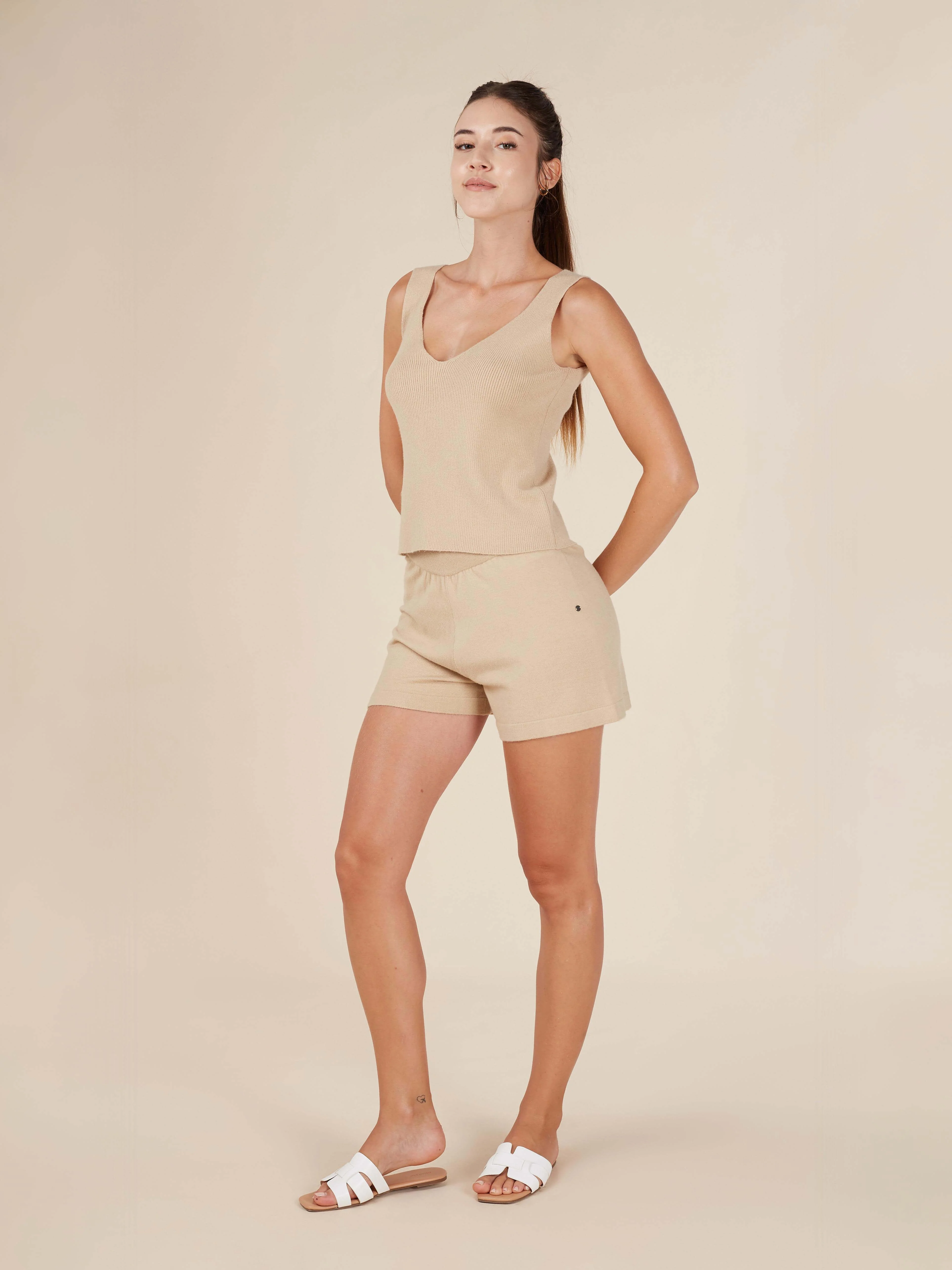 Reis Knitted V Neck Tank Top - Image 16