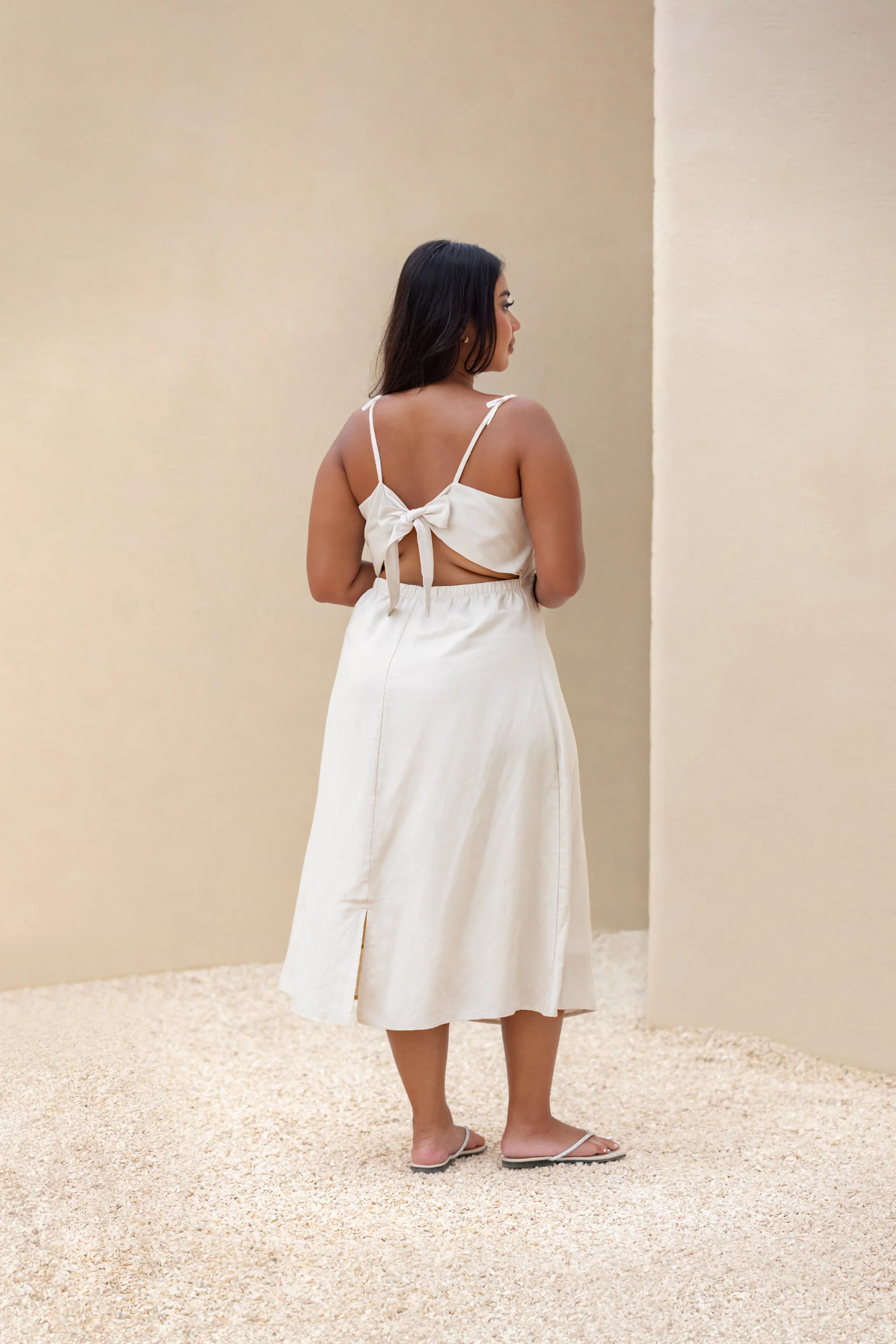 Terra Linen Midi Tie-Back Dress - Image 3