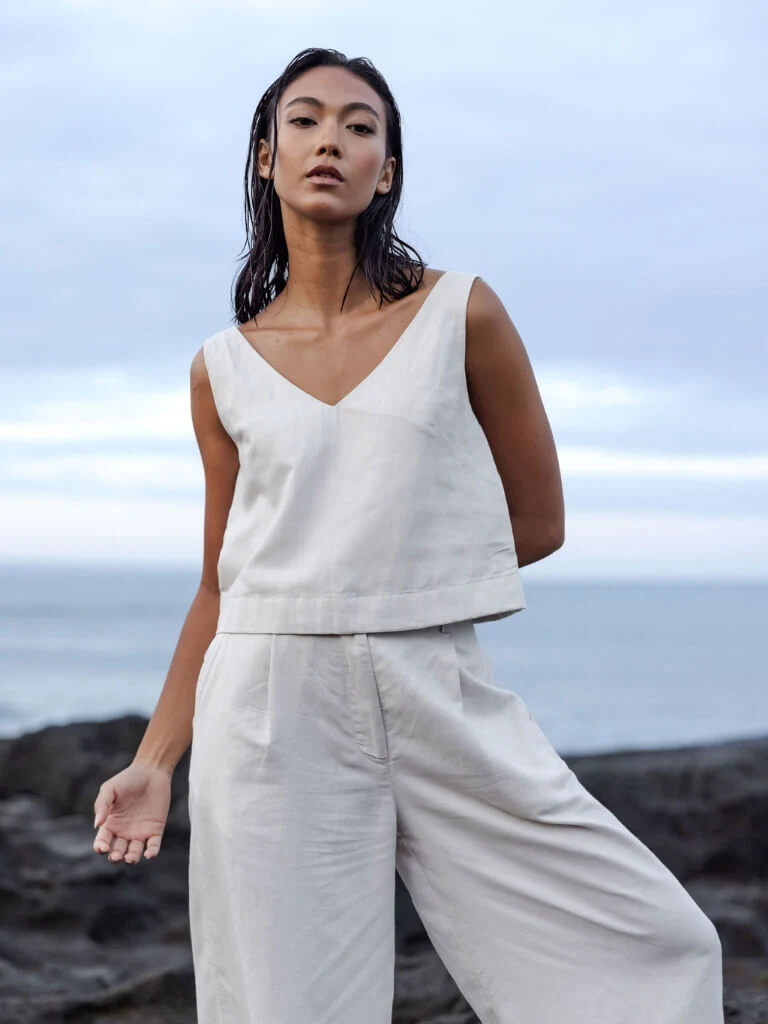 Terra Linen V-Neck Lounge Tank - Image 9
